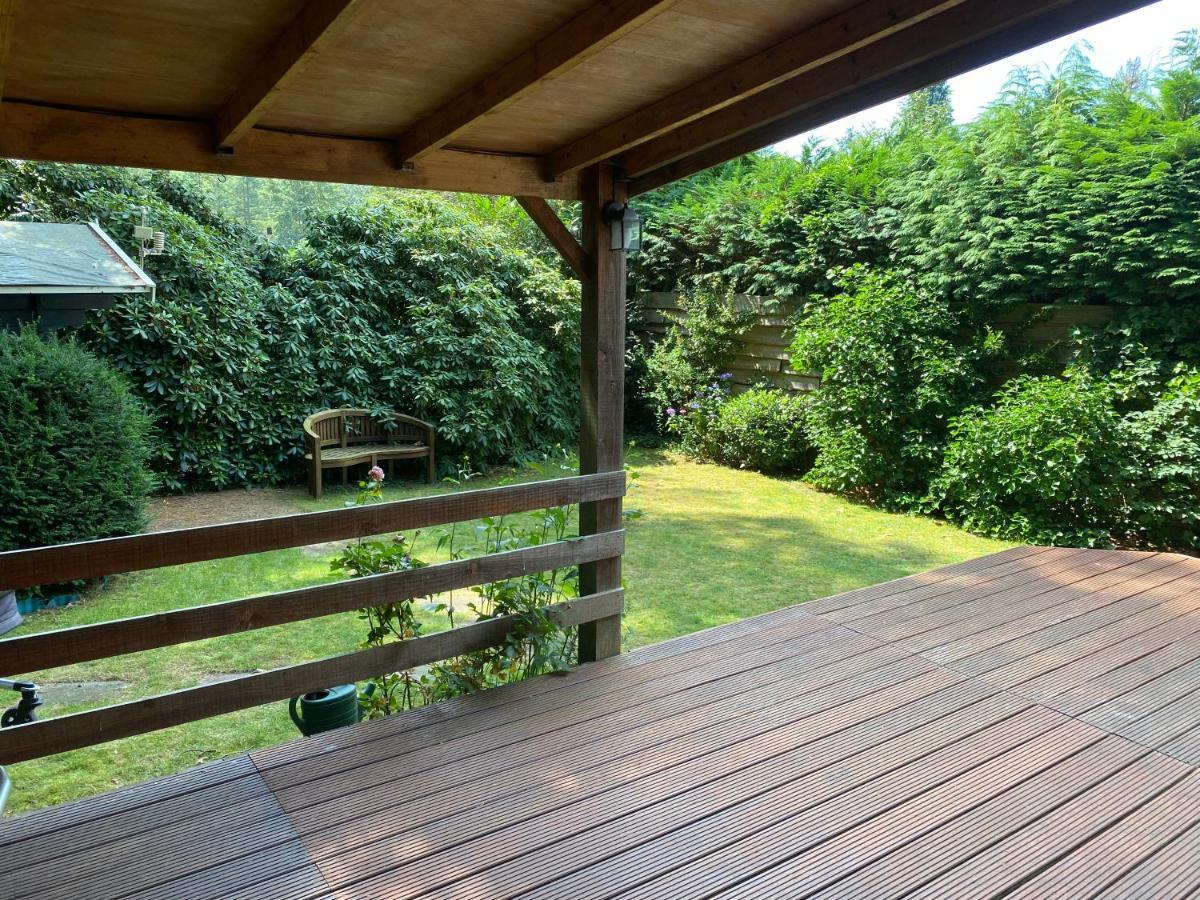 Ruim Privacyvol Chalet Met Overdekt Terras Ermelo Exteriér fotografie